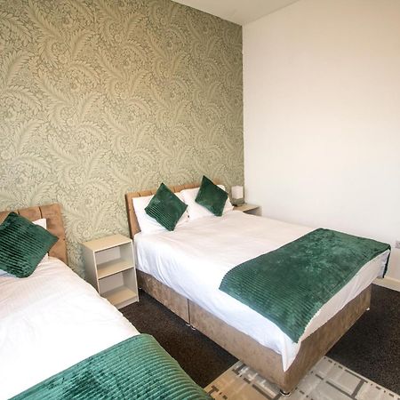 Ideal For Groups - 2 Bedroom Apartment - Free Parking, Transit Links, Close To Stadiums Manchester Exterior photo