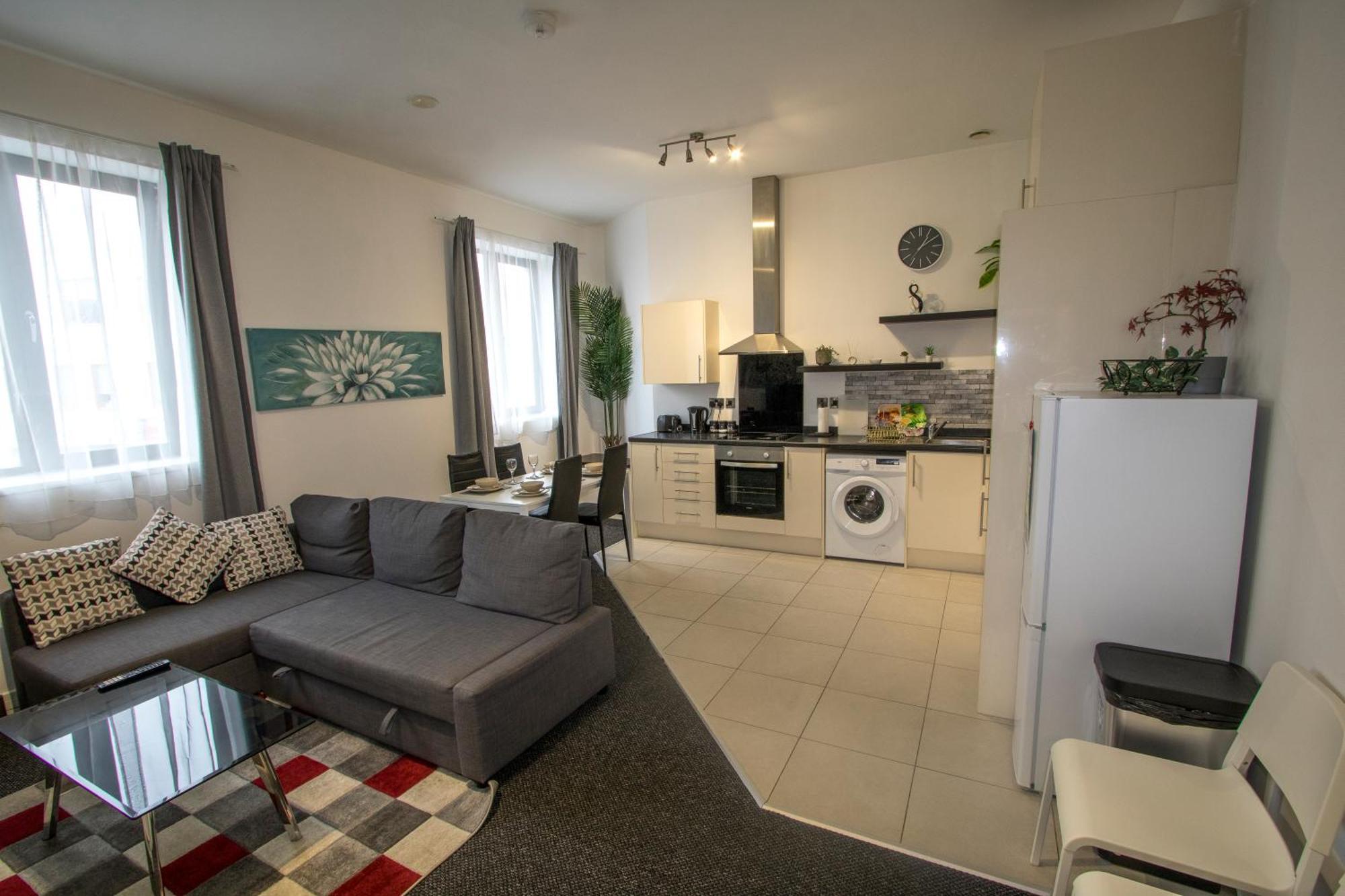 Ideal For Groups - 2 Bedroom Apartment - Free Parking, Transit Links, Close To Stadiums Manchester Exterior photo